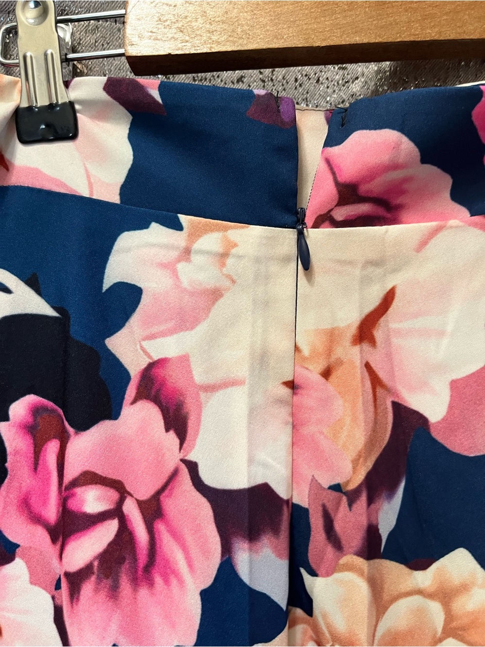 Floral Ruffle Crop Top - Navy Multi - Picture 5 of 5